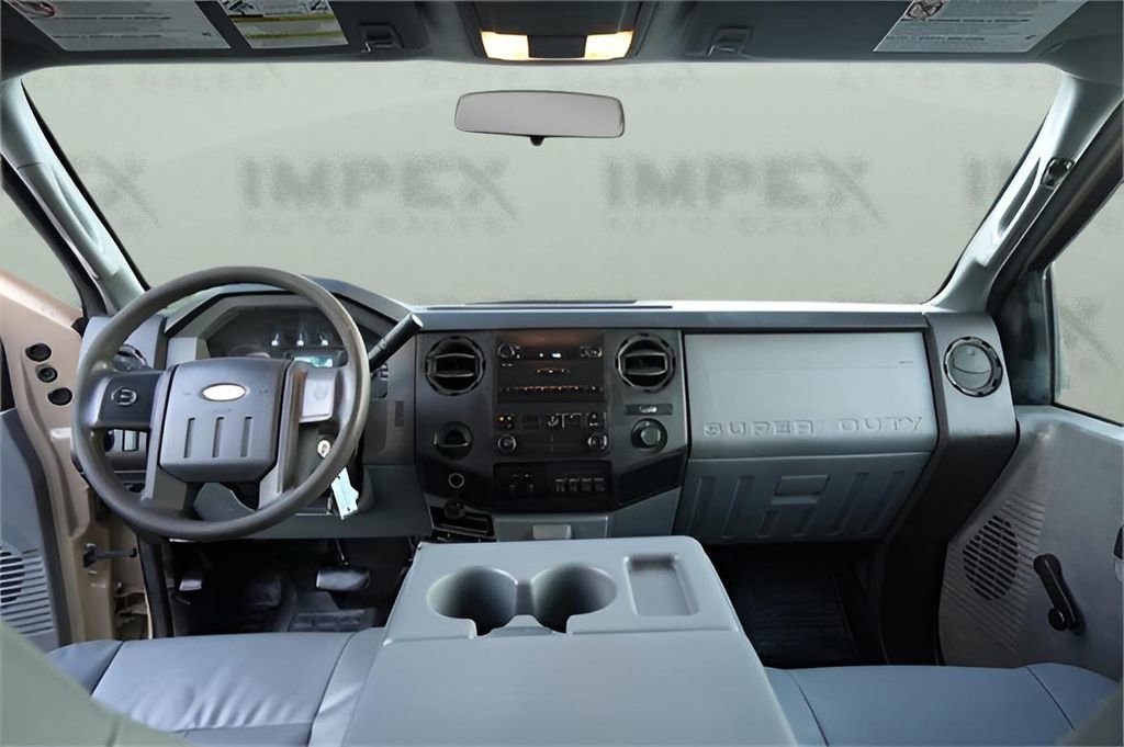 Used 2013 Ford F450 XL w/ Snow Plow Prep Pkg image 17