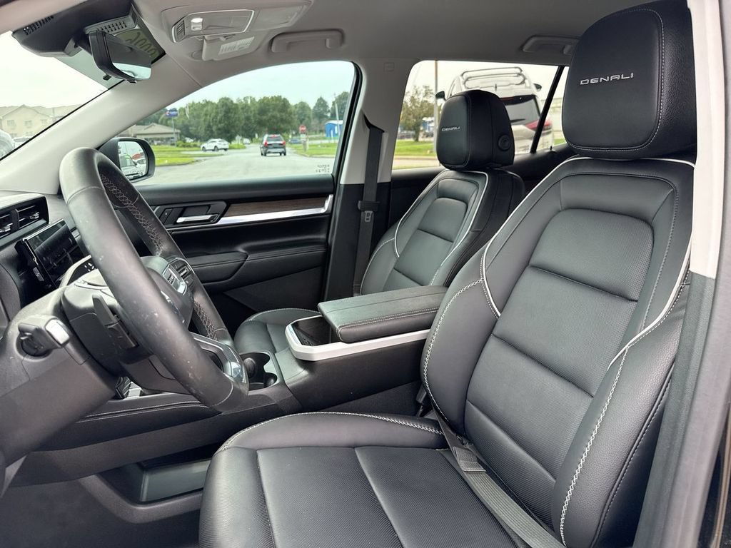 Used 2026 GMC Terrain Denali w/ LPO, Floor Liner Package AWD/4WD image 22