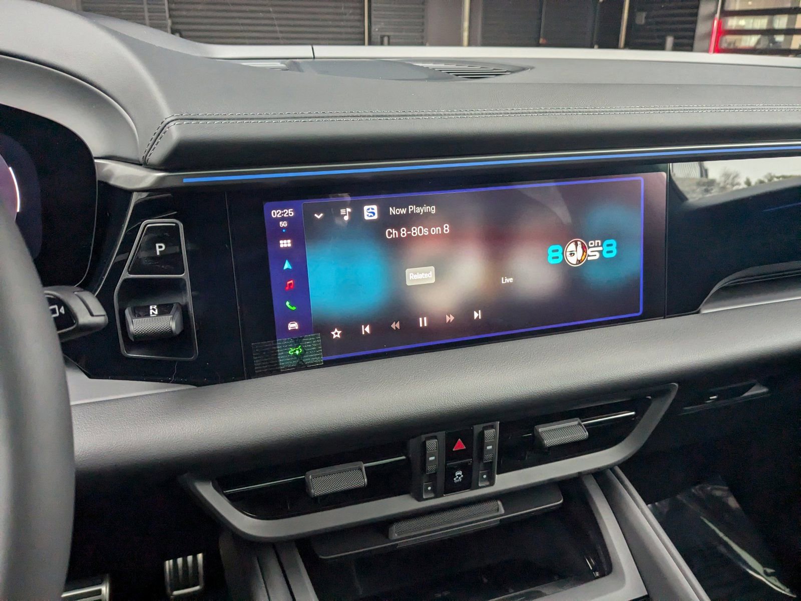 New 2025 Porsche Macan 4S Electric image 15