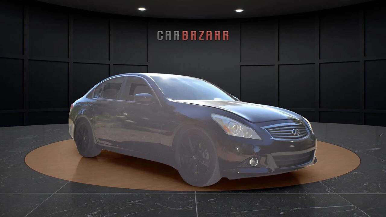 Used 2013 INFINITI G37 Journey w/ Premium Pkg image 10