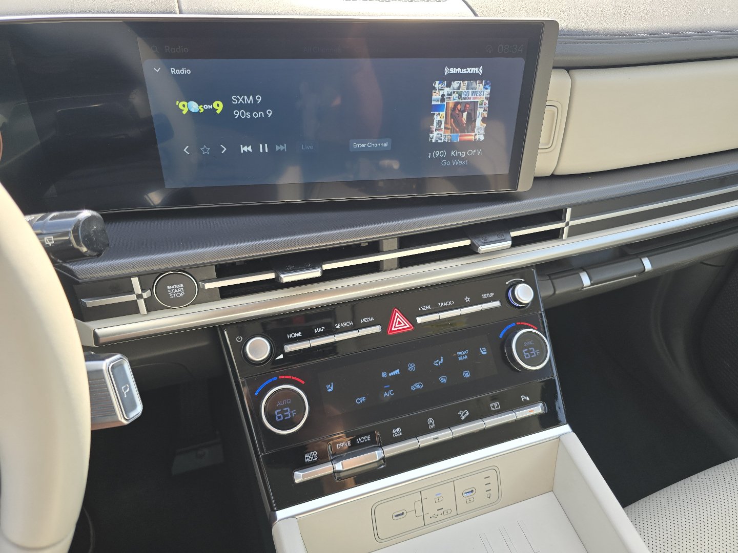 Used 2025 Hyundai Santa Fe SEL AWD/4WD image 39