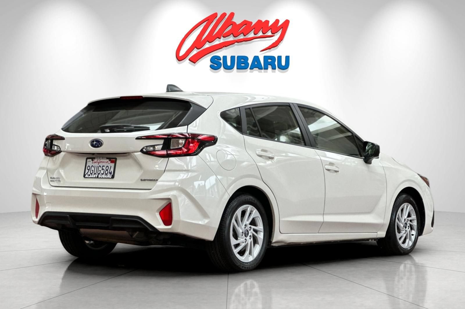 Used 2024 Subaru Impreza 2.0i AWD/4WD image 4