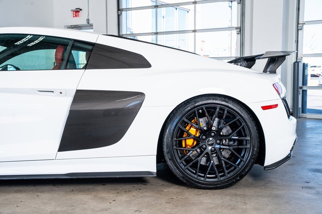 Used 2017 Audi R8 V10 plus image 24