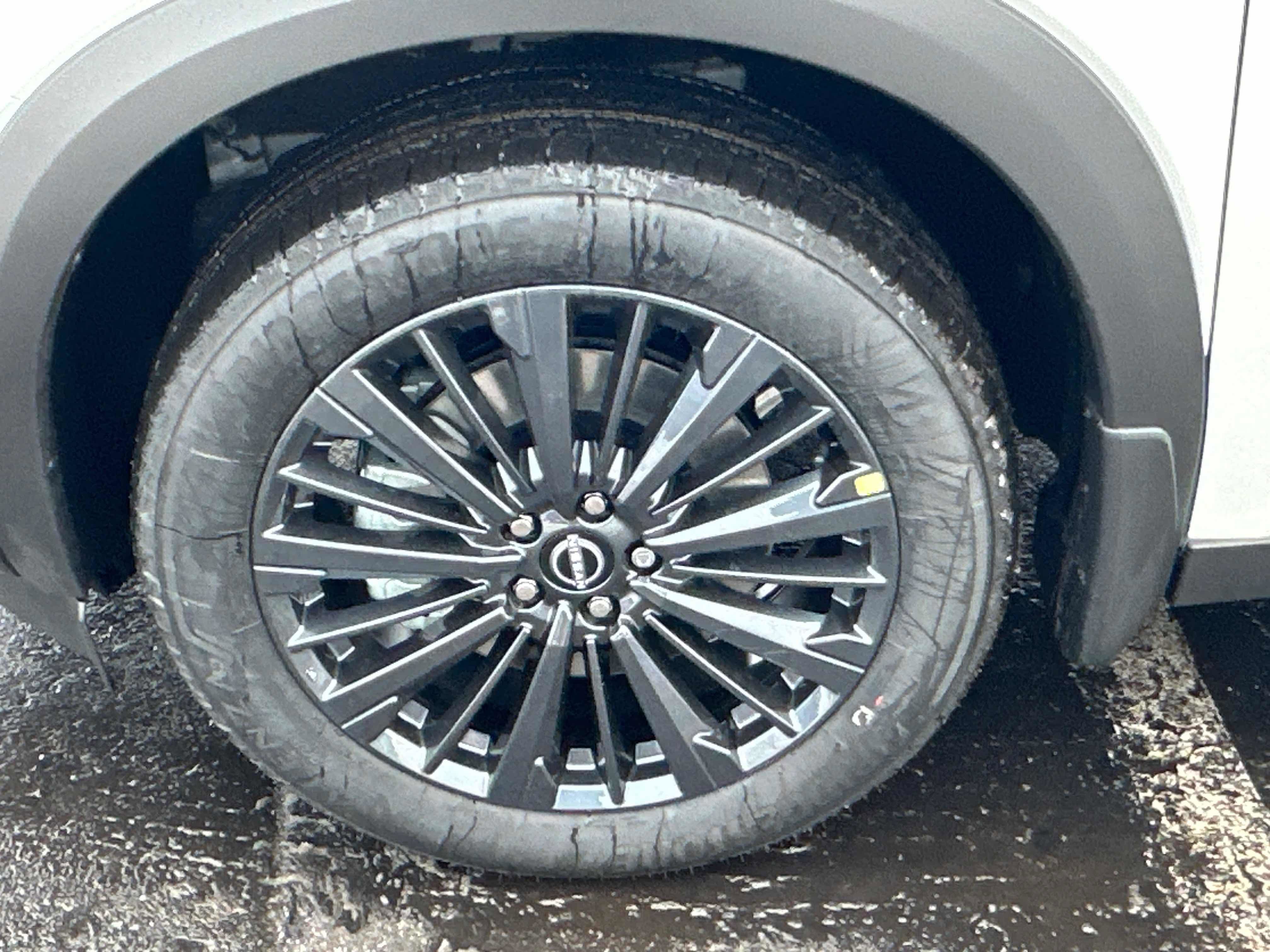 New 2026 Nissan Pathfinder SL w/ SL Premium Package image 11