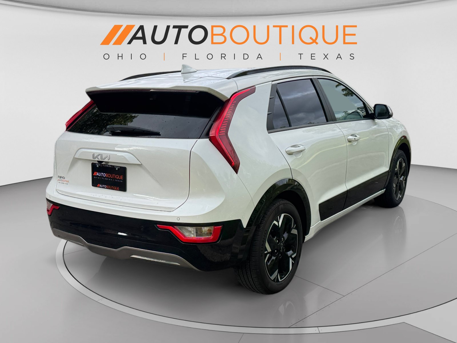 Used 2023 Kia Niro Wind w/ Wind Preserve Package FWD image 6