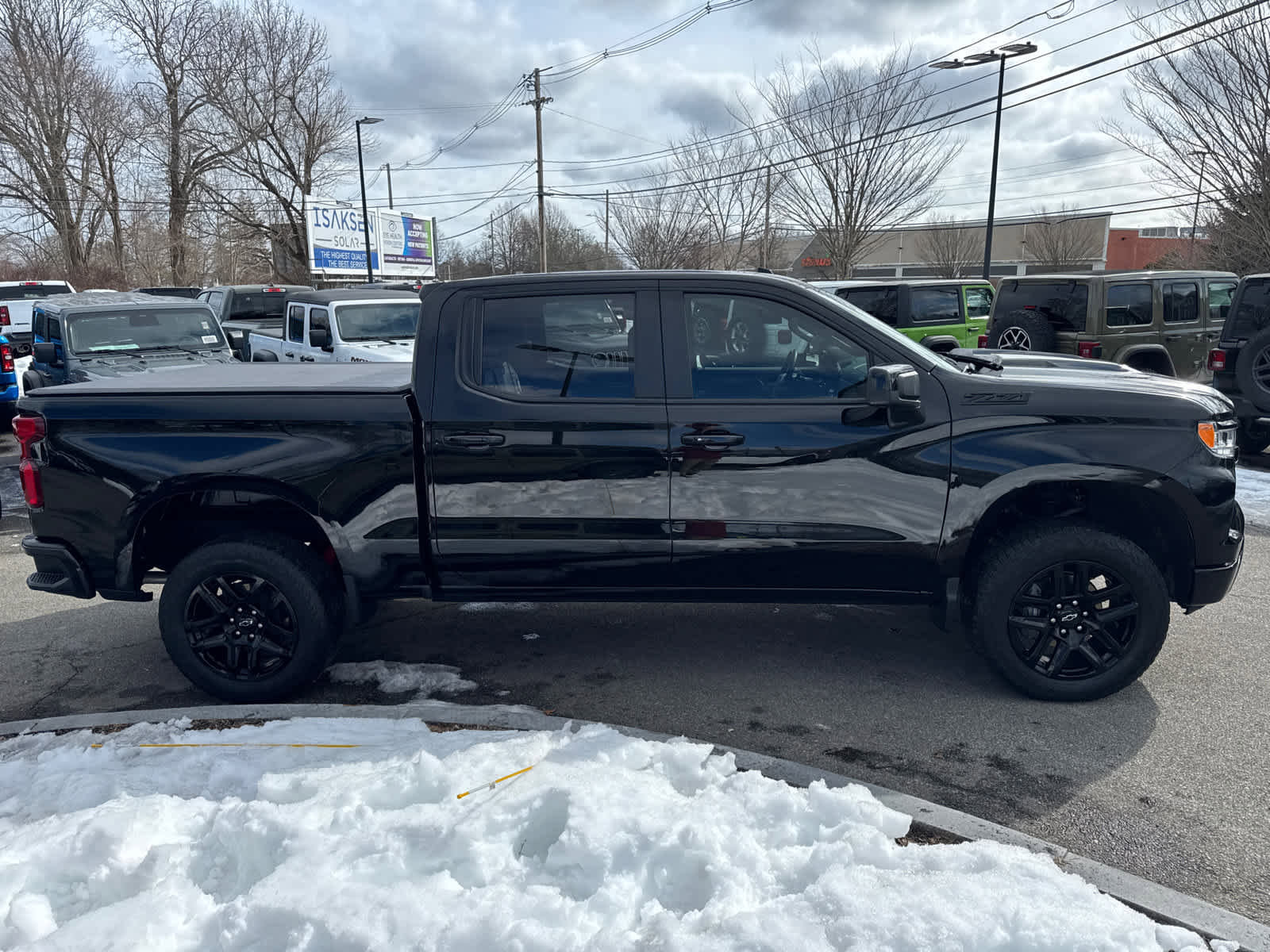 Used 2024 Chevrolet Silverado 1500 LT Trail Boss w/ Convenience Package II image 7