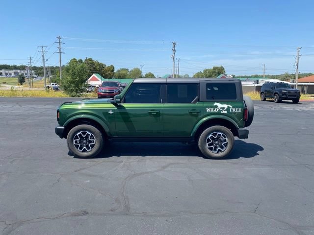 Used 2024 Ford Bronco Outer Banks AWD/4WD image 2