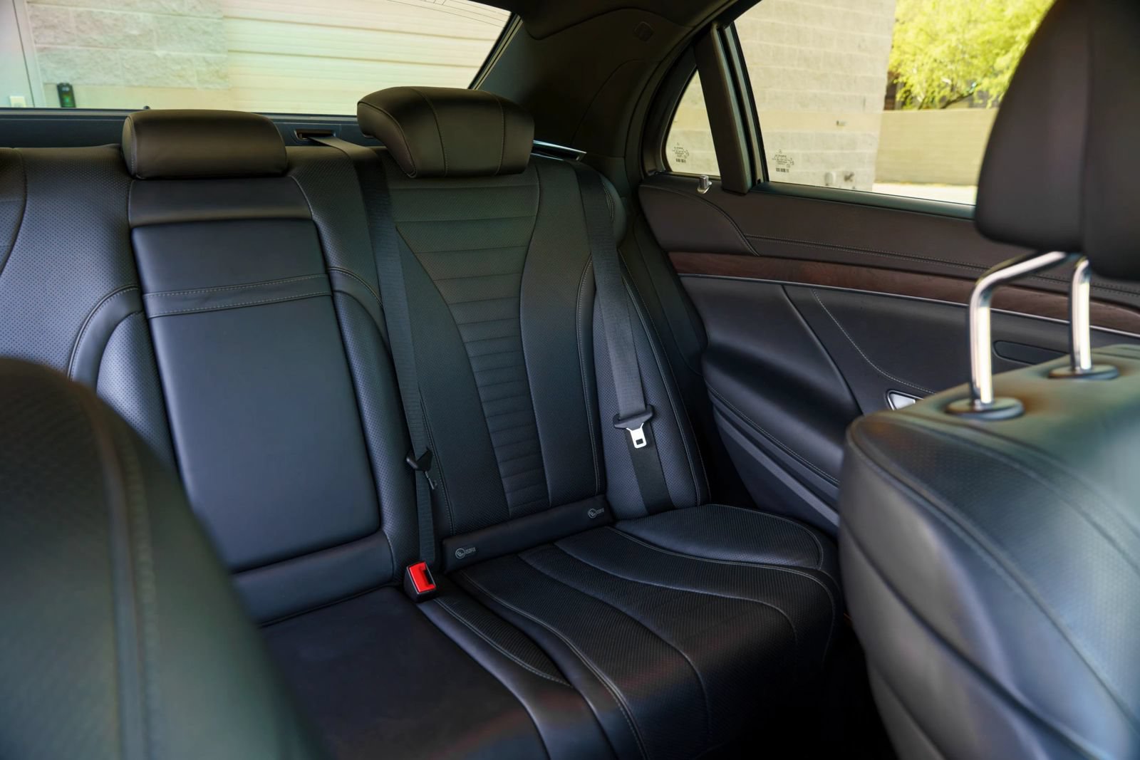 Used 2019 Mercedes-Benz S 450 Sedan image 31
