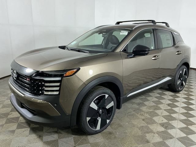 New 2026 Nissan Kicks SR w/ Cold Weather Package image 3