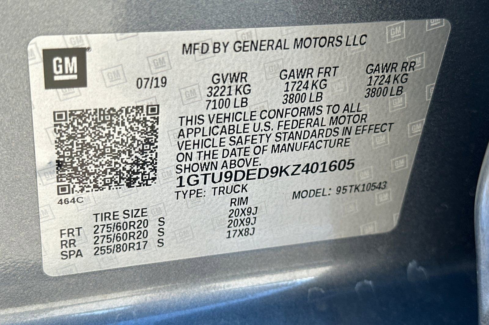 Used 2019 GMC Sierra 1500 SLT w/ SLT Premium Plus Package AWD/4WD image 29