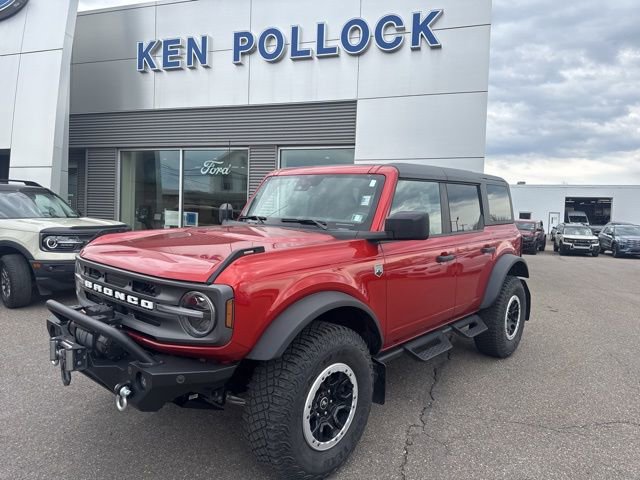 Used 2023 Ford Bronco Big Bend w/ Sasquatch Package image 2