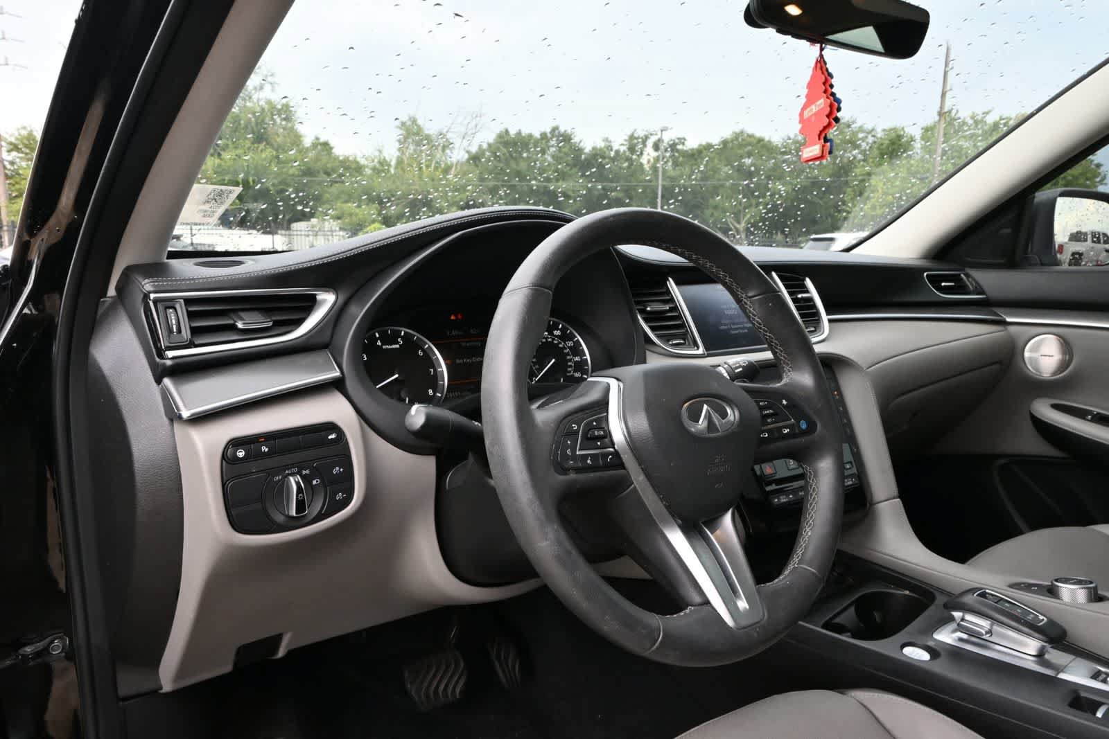 Used 2024 INFINITI QX50 Luxe FWD image 15