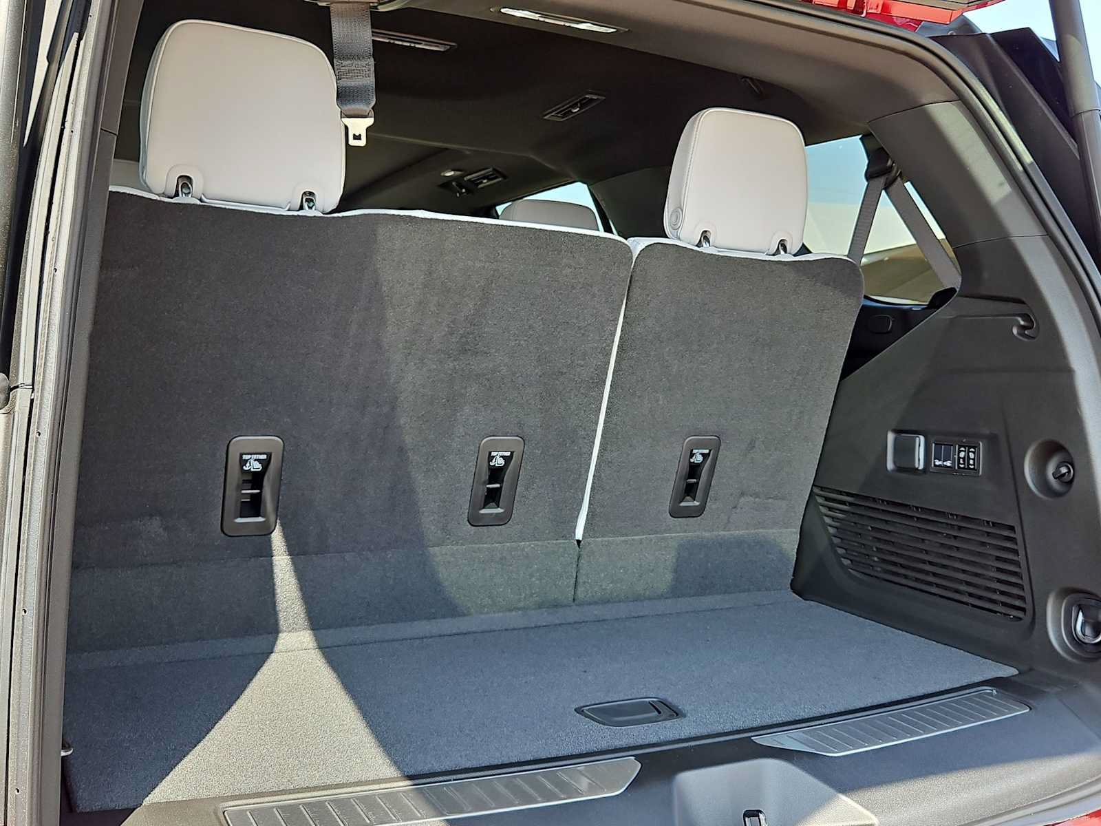 New 2026 Chevrolet Tahoe Premier AWD/4WD image 23