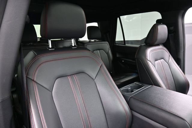 Used 2024 Ford Expedition Limited AWD/4WD image 30