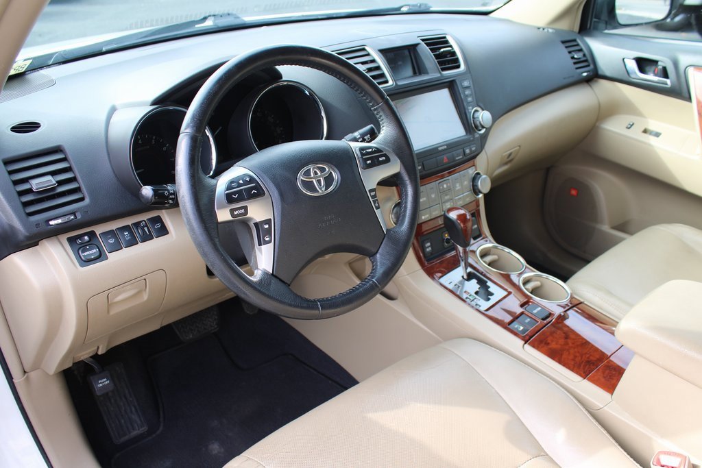 Used 2012 Toyota Highlander Limited image 5
