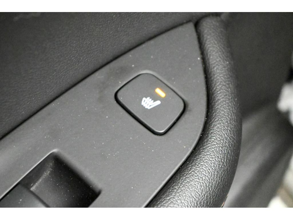 Used 2020 Chevrolet Blazer Premier image 26