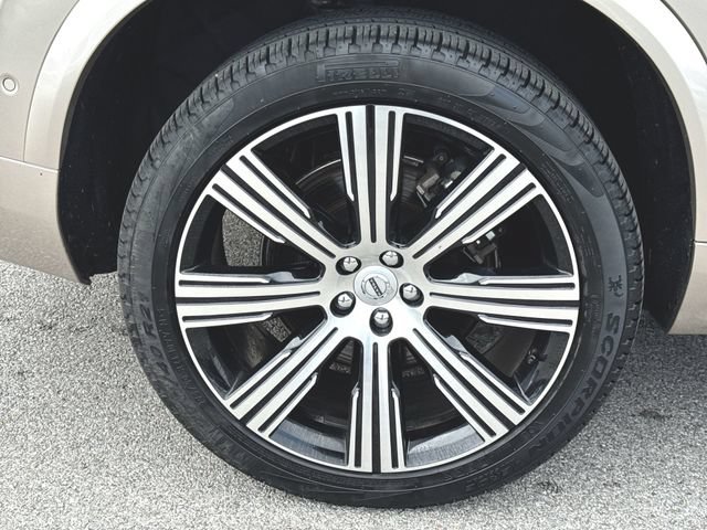 Used 2024 Volvo XC90 T8 Plus w/ Protection Package Premier AWD/4WD image 34