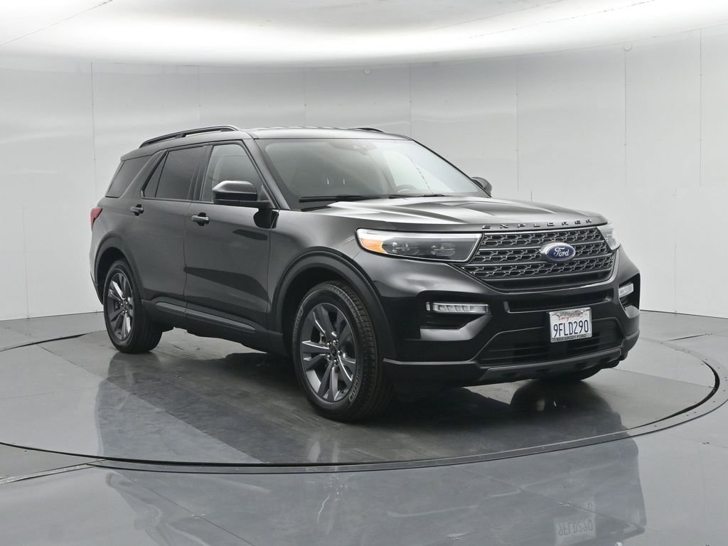 Used 2022 Ford Explorer XLT w/ Equipment Group 202A RWD image 59
