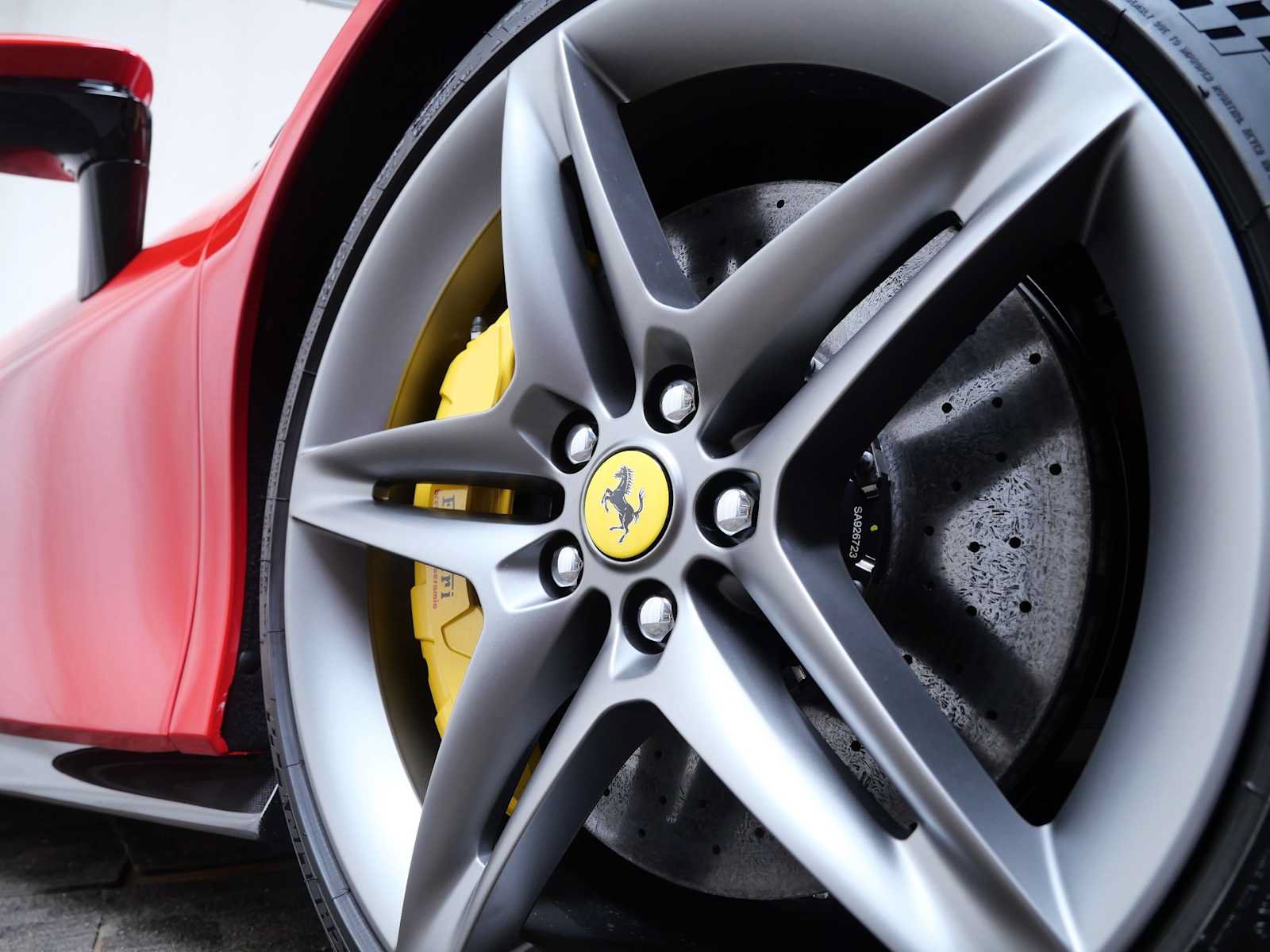 Used 2024 Ferrari SF90 Spider AWD/4WD image 13