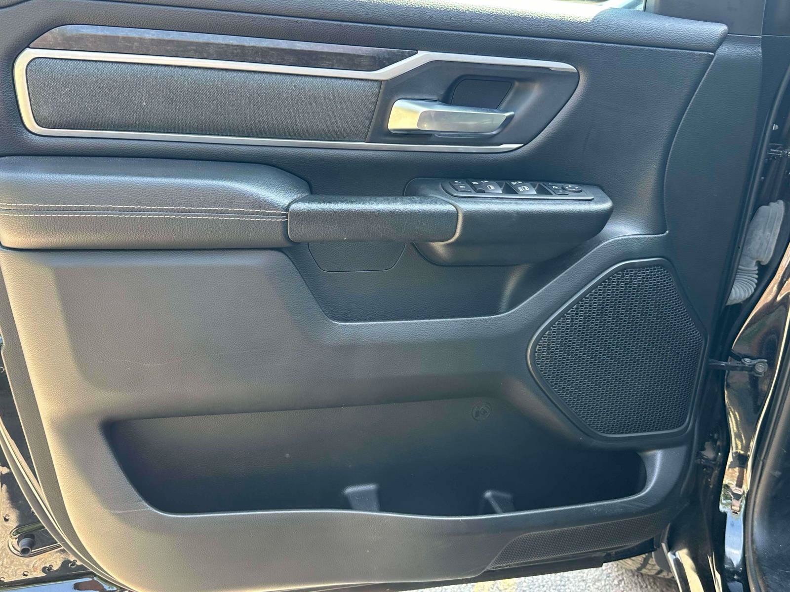 Used 2023 RAM 1500 Big Horn AWD/4WD image 18