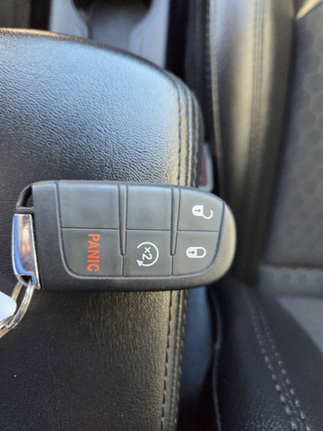 Used 2020 Jeep Compass Latitude AWD/4WD image 29