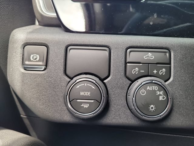 New 2026 Chevrolet Silverado 1500 LT w/ Leather Package RWD image 12