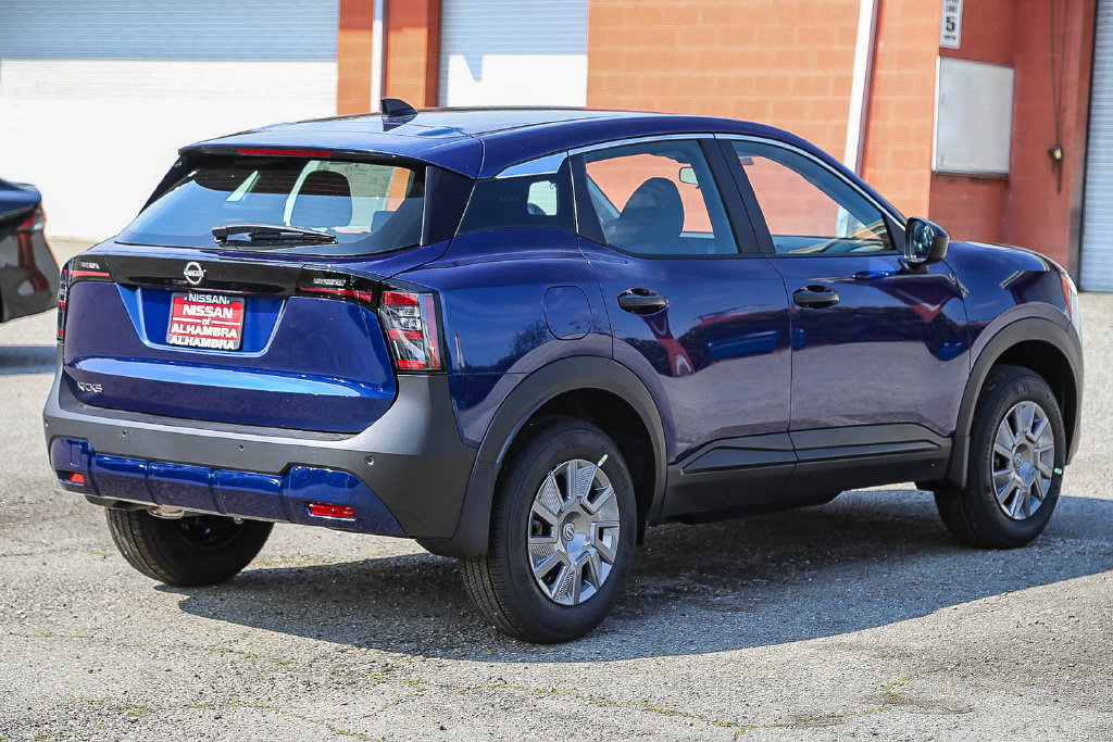 New 2026 Nissan Kicks S FWD image 5
