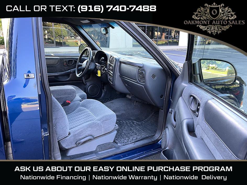 Used 2000 Chevrolet S10 Pickup LS w/ Preferred Equipment Group AWD/4WD image 10