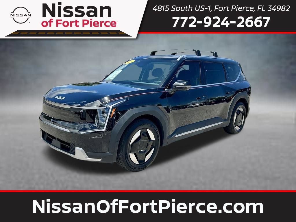 Used 2026 Kia EV9 Wind AWD/4WD image 1