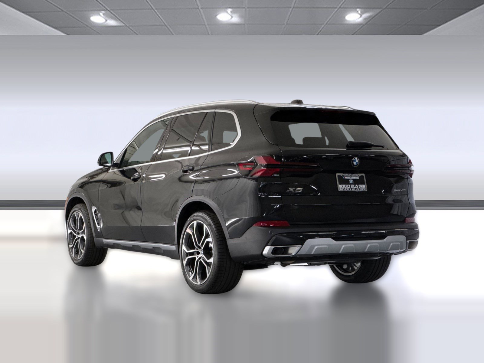 New 2026 BMW X5 sDrive40i RWD image 3