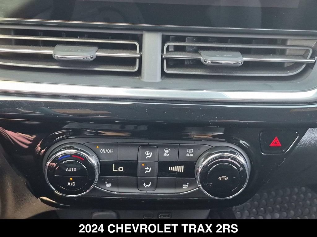 Used 2024 Chevrolet Trax RS w/ Driver Confidence Package FWD image 23