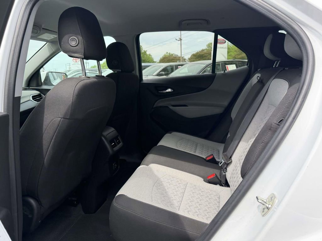 Used 2024 Chevrolet Equinox LT image 15