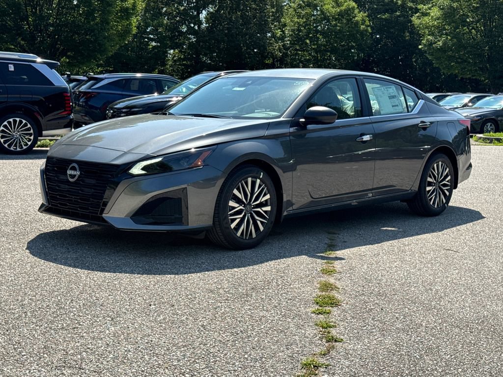 New 2026 Nissan Altima 2.5 SV FWD image 4