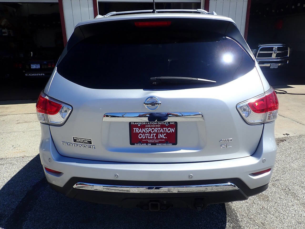 Used 2013 Nissan Pathfinder SL w/ Trailer Tow Pkg AWD/4WD image 23