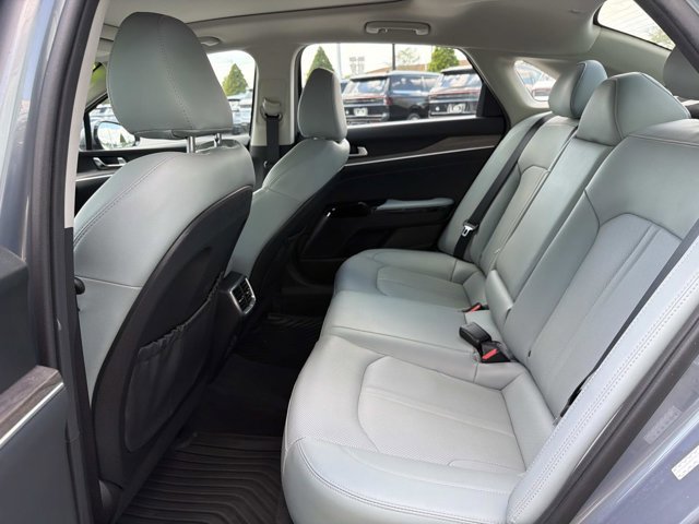Used 2021 Kia K5 EX image 17