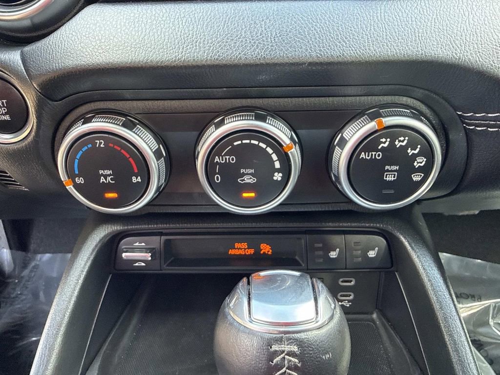 Used 2025 MAZDA MX-5 Miata RF Grand Touring image 23