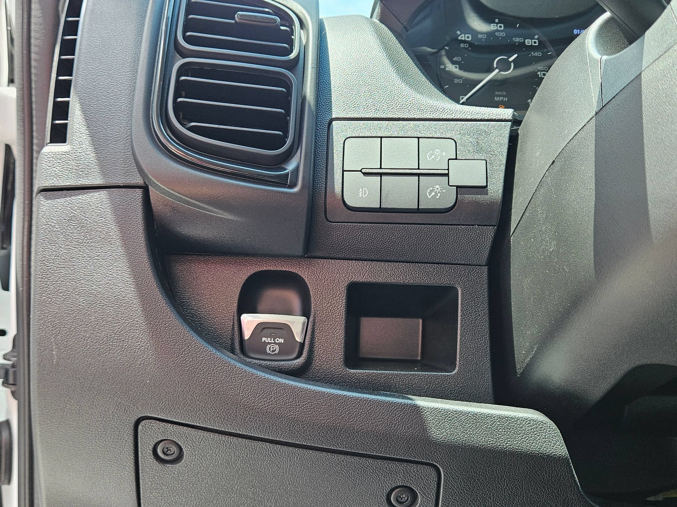 New 2026 RAM ProMaster 1500 w/ Convenience Group FWD image 19