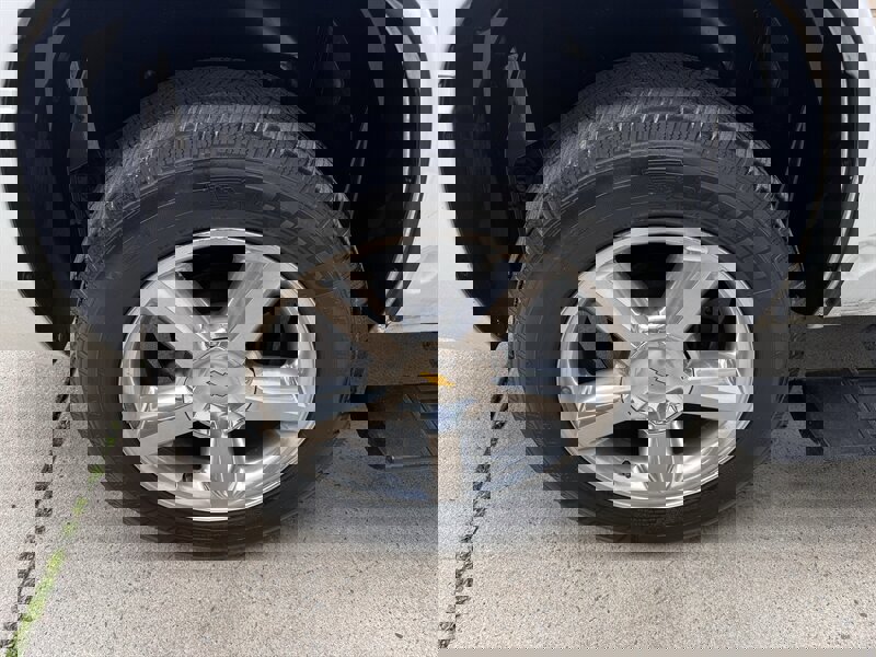 Used 2011 Chevrolet Tahoe LTZ image 41