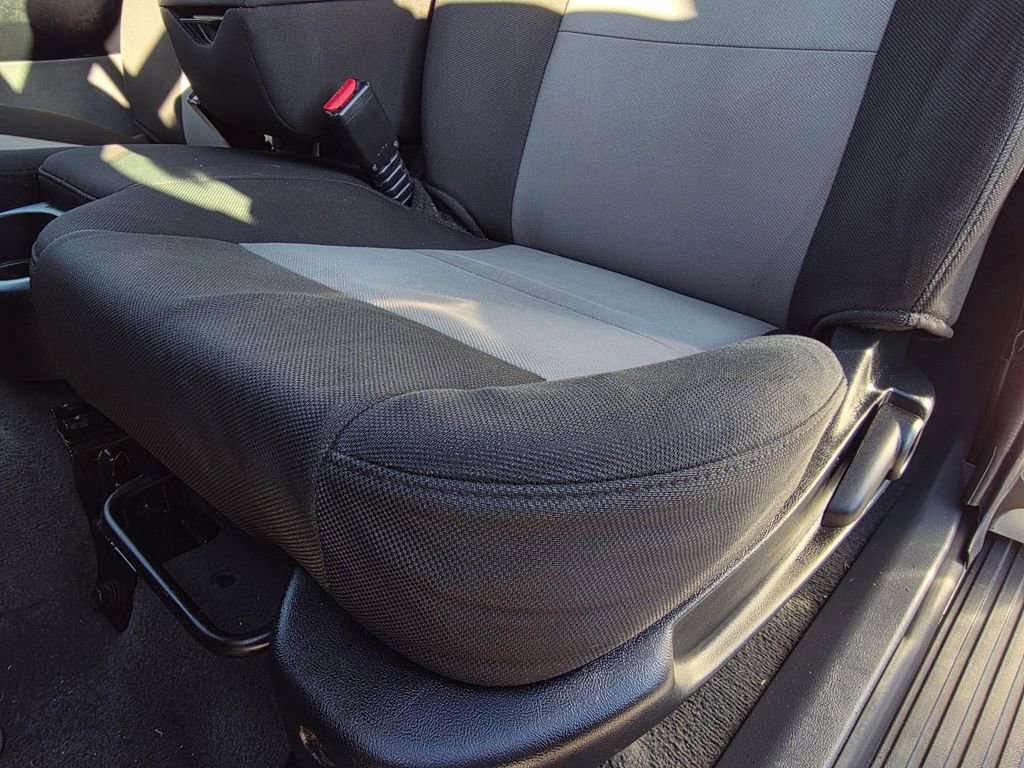 Used 2011 Ford Ranger XLT image 22