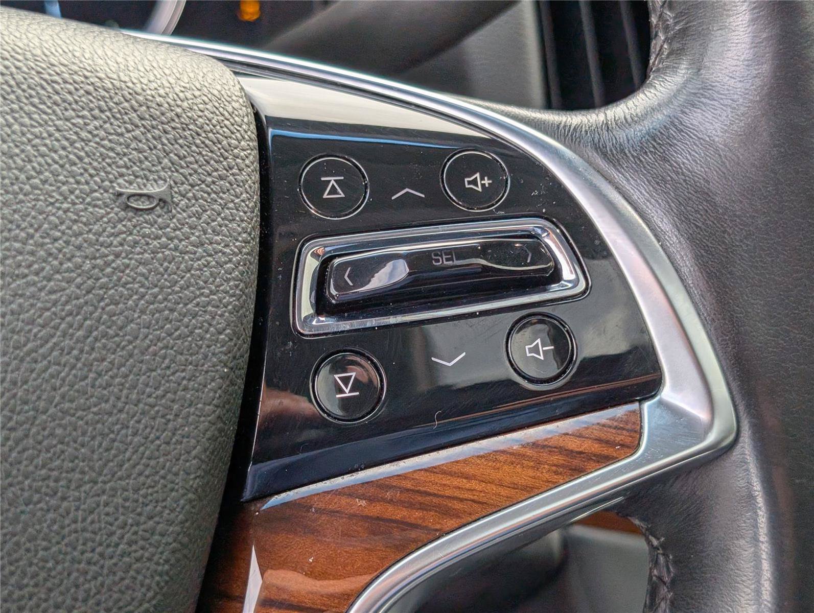 Used 2016 Cadillac Escalade ESV Premium AWD/4WD image 29