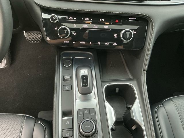 Used 2023 INFINITI QX60 Pure image 12