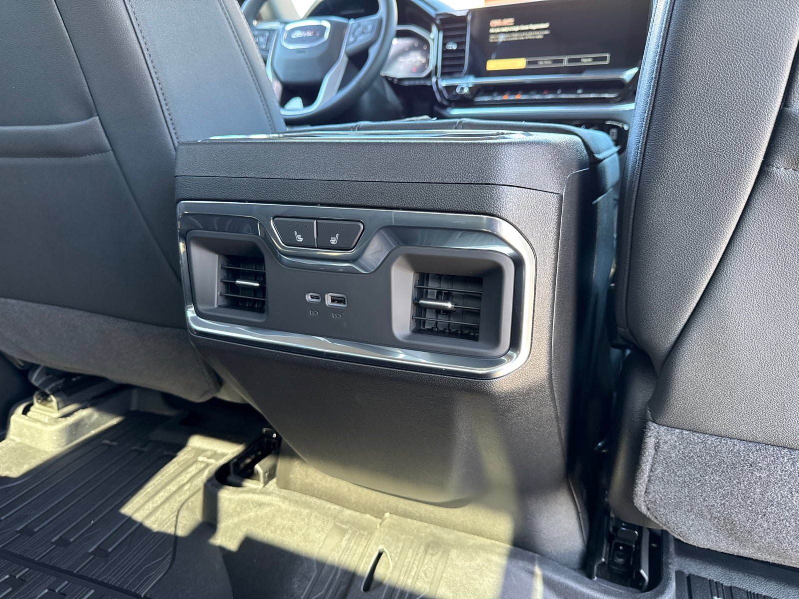 Used 2026 GMC Sierra 1500 SLT w/ SLT Premium Plus Package AWD/4WD image 19
