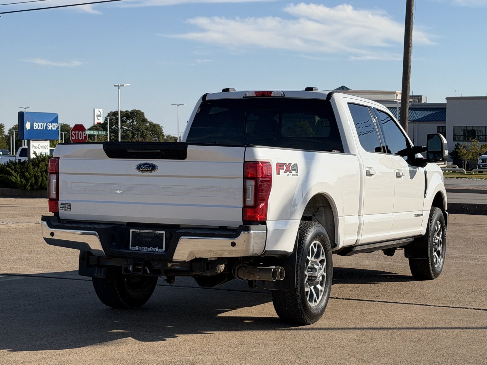 Used 2022 Ford F350 Lariat w/ Lariat Ultimate Package AWD/4WD image 4