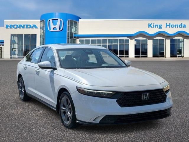 Used 2024 Honda Accord EX image 3