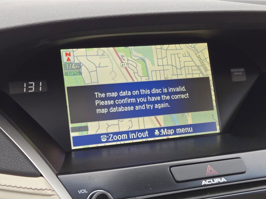 Used 2014 Acura RLX w/ Technology Package image 32