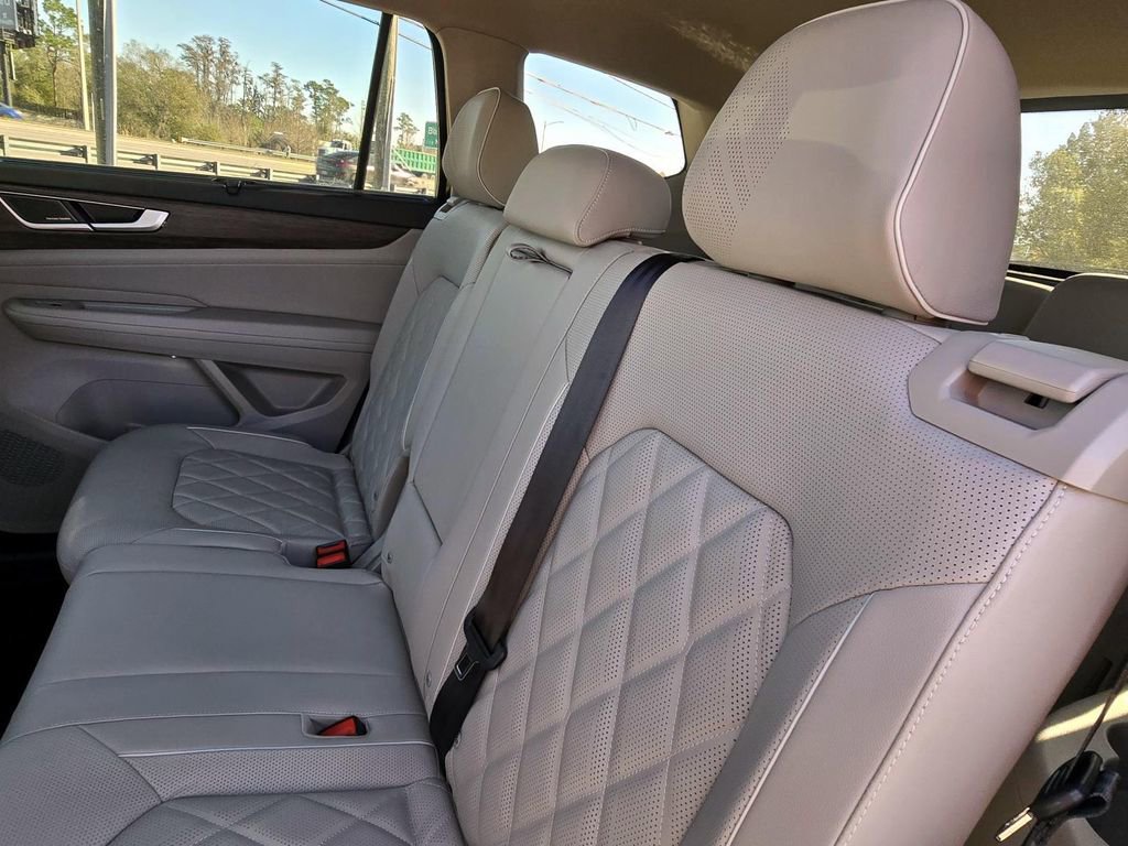 New 2026 Volkswagen Atlas SEL Premium R-Line image 28