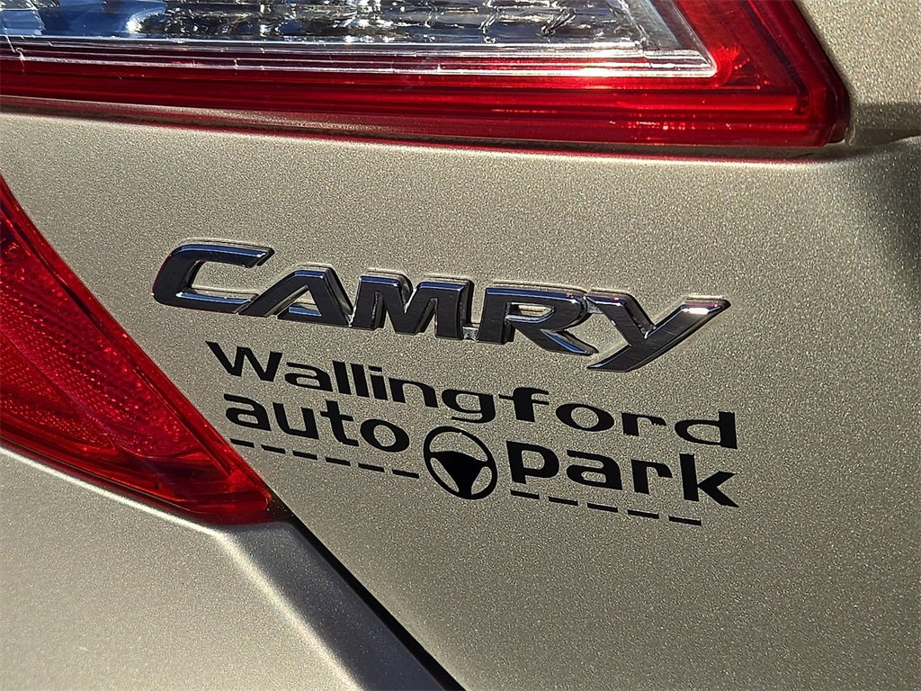 Used 2014 Toyota Camry LE image 29