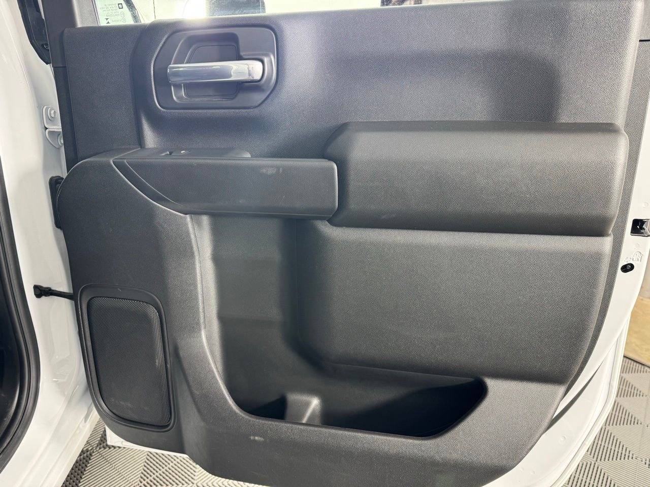 Used 2025 Chevrolet Silverado 3500 W/T AWD/4WD image 24