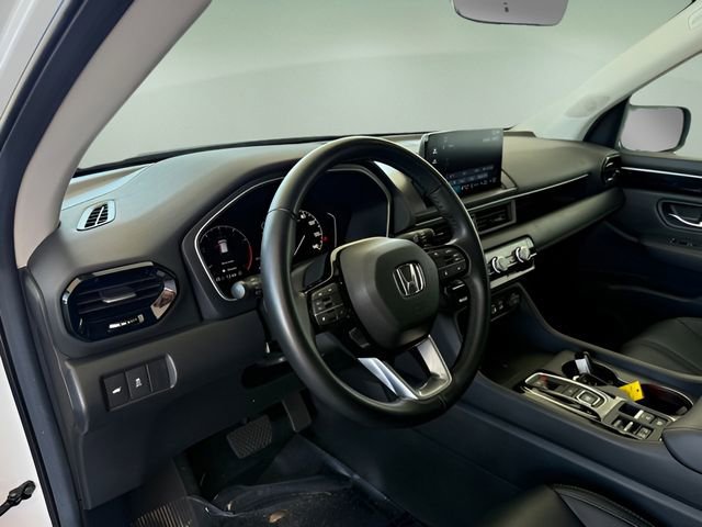 Used 2025 Honda Pilot EX-L image 19