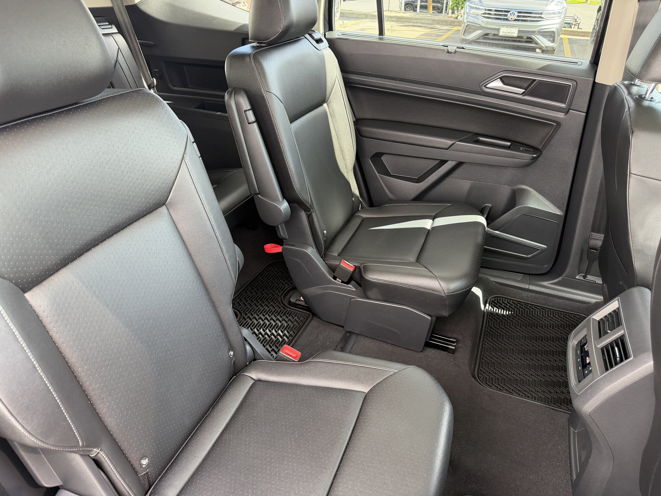 Used 2019 Volkswagen Atlas SEL AWD/4WD image 35